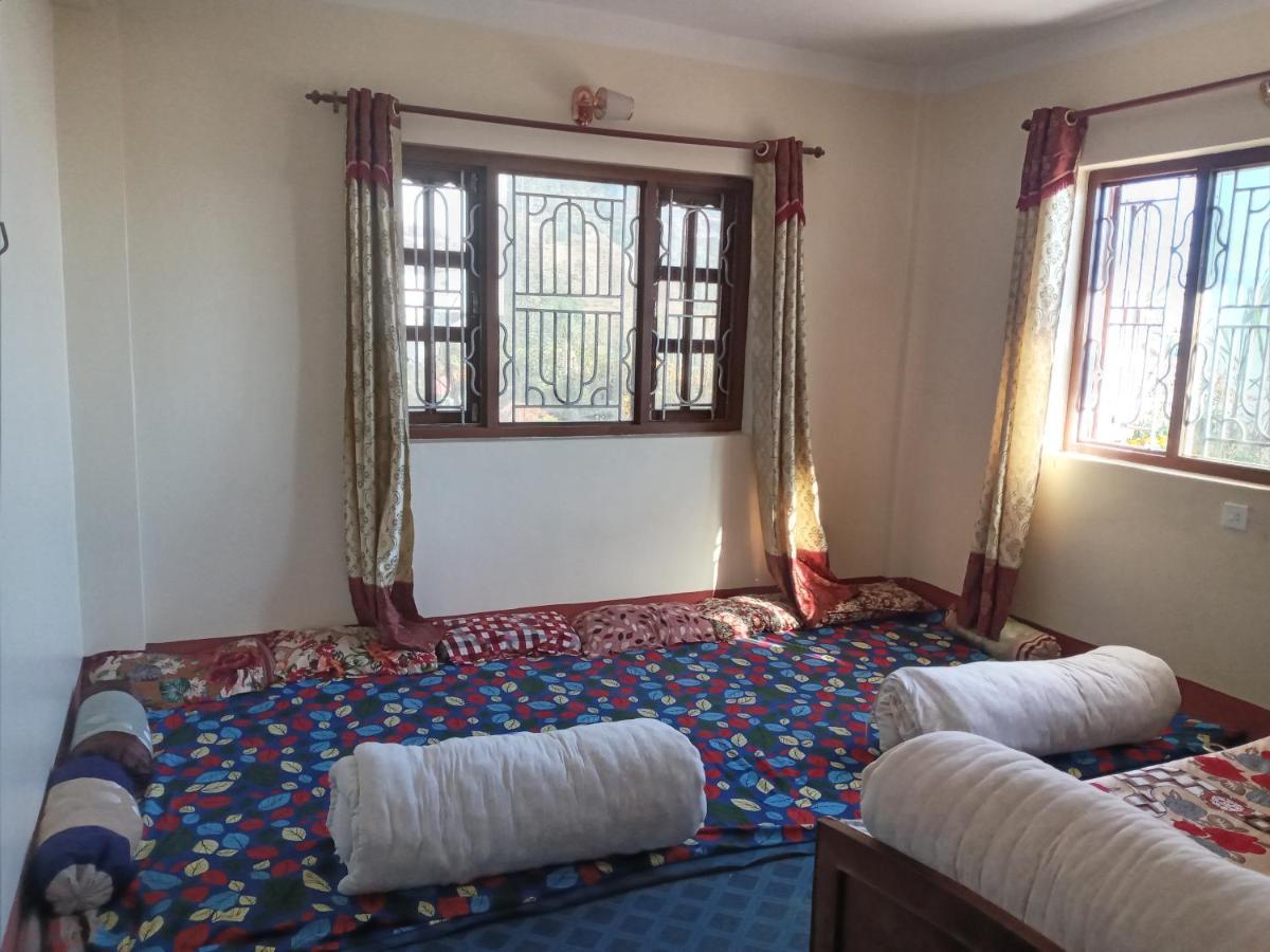 Unique Point Home Stay Нагаркот Экстерьер фото