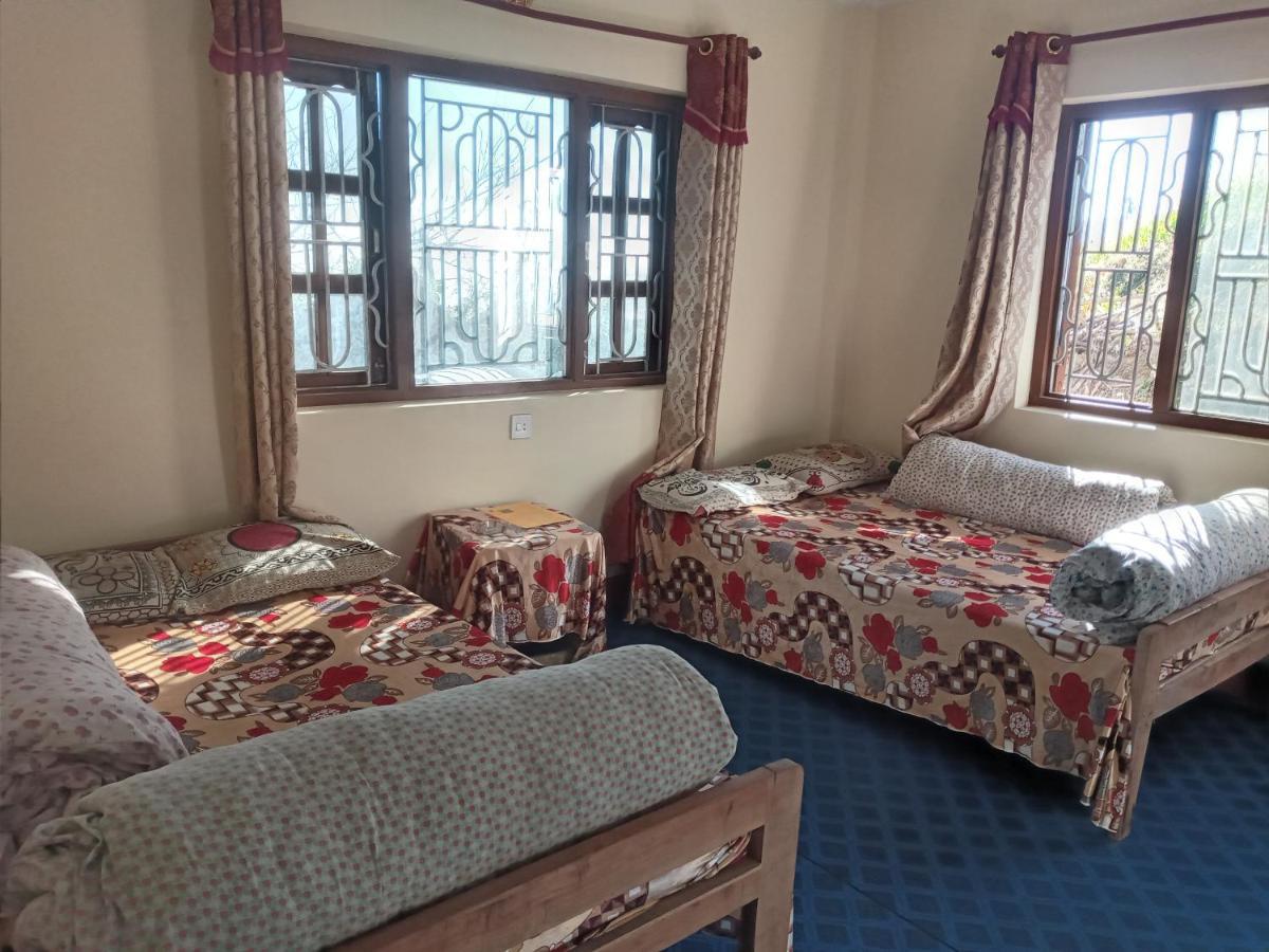 Unique Point Home Stay Нагаркот Экстерьер фото