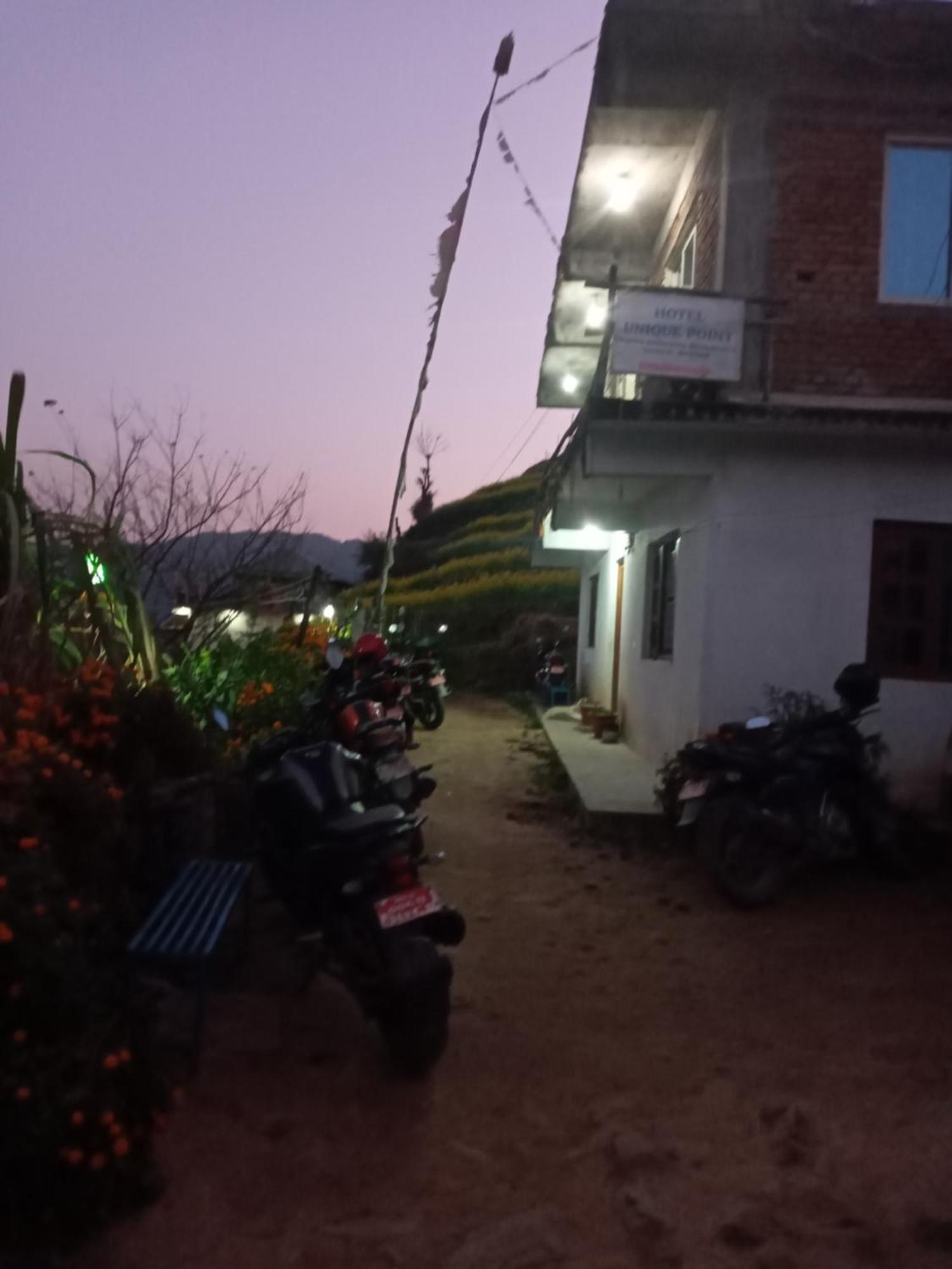 Unique Point Home Stay Нагаркот Экстерьер фото